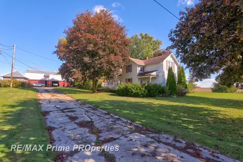 12715 E Tuscola, Frankenmuth, MI 48734