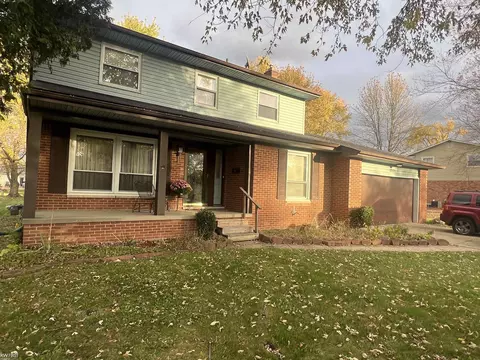 12171 Pine Row, Grand Blanc, MI 48439