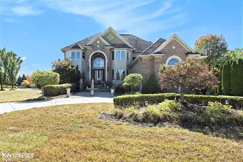 3968 Fawn, Rochester, MI 48306
