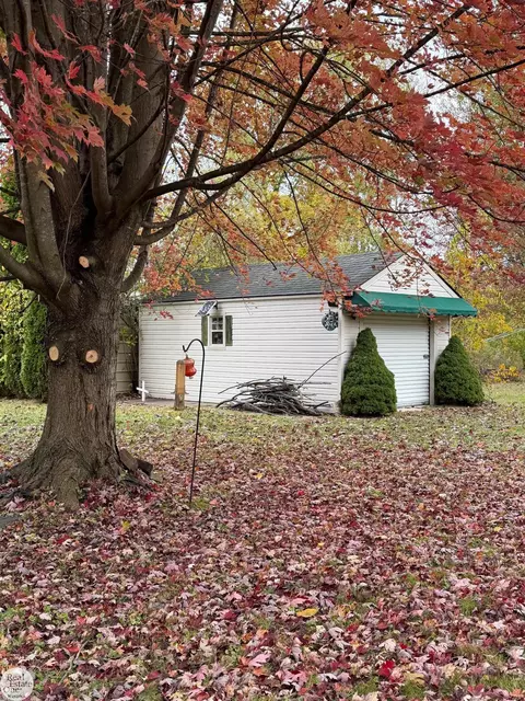 Exterior - 9560 Folkert, Algonac, MI 48001 photo 12 of 15
