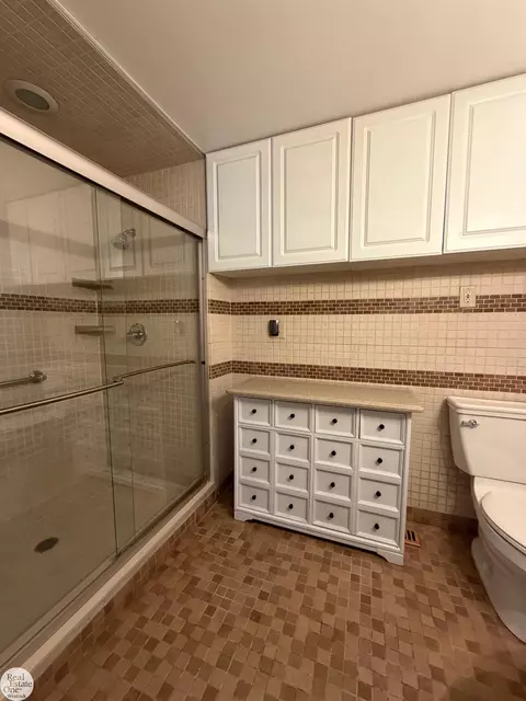 Bath - 9560 Folkert, Algonac, MI 48001 photo 2 of 7