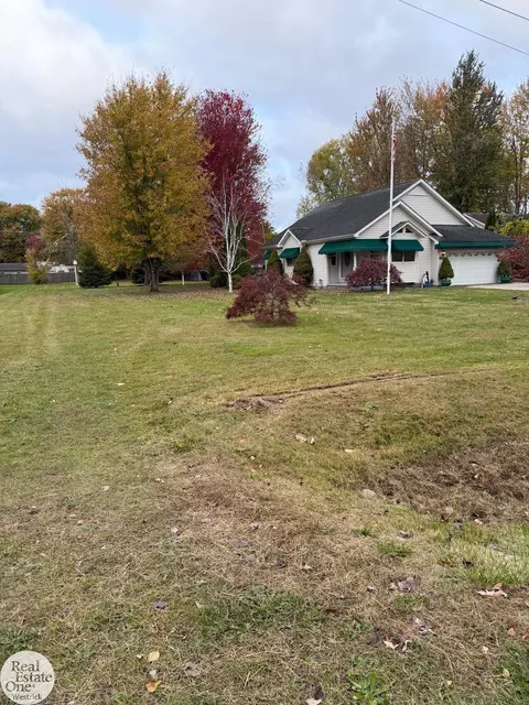 Exterior - 9560 Folkert, Algonac, MI 48001 photo 5 of 15