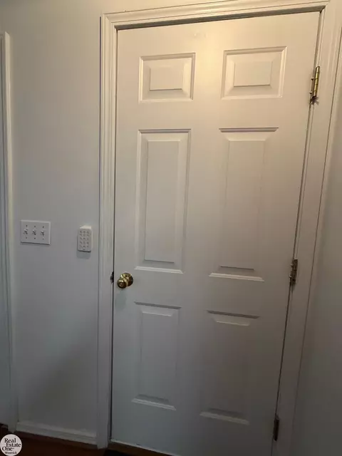 Entry Way - 9560 Folkert, Algonac, MI 48001 photo 3 of 3