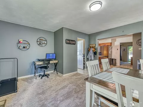 Dining - 729 Lavender, Monroe, MI 48162 photo 2 of 3