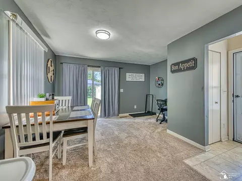 Dining - 729 Lavender, Monroe, MI 48162 photo 1 of 3