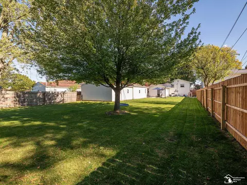 Exterior - 729 Lavender, Monroe, MI 48162 photo 8 of 8