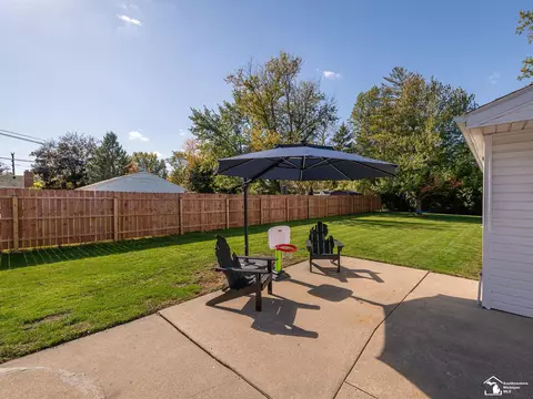 Exterior - 729 Lavender, Monroe, MI 48162 photo 6 of 8
