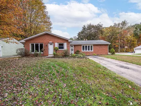 8611 Buerk, Temperance, MI 48182