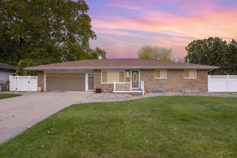 3289 Westbrook, Saginaw, MI 48601
