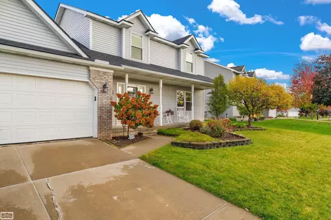 Exterior - 1194 Emerald Frst, Davison, MI 48423 photo 4 of 16