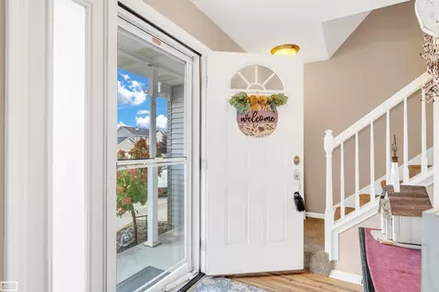 Entry Way - 1194 Emerald Frst, Davison, MI 48423 photo 1 of 7