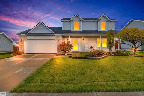 Exterior - 1194 Emerald Frst, Davison, MI 48423 photo 3 of 16