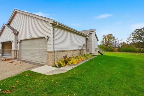 3010 Murray, Grand Blanc, MI 48439