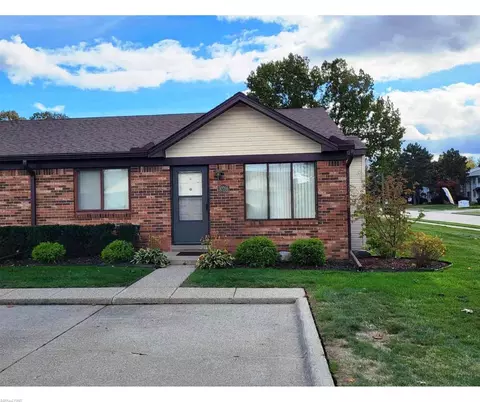 30766 Quinkert, Roseville, MI 48066