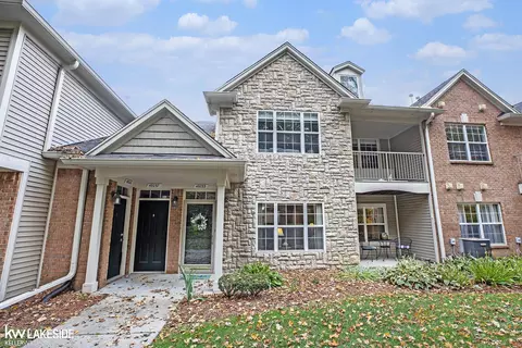 49233 W Woods, Shelby Township, MI 48317