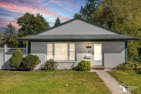 6731 Harding, Taylor, MI 48180
