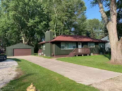 26655 Hickler, Harrison Township, MI 48045