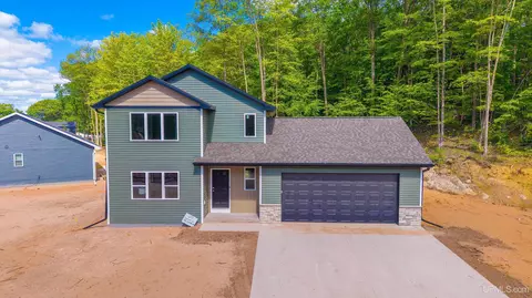 213 Sunset, Negaunee, MI 49866