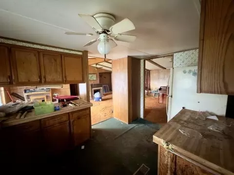Entry Way - 10411 Cady, Jackson, MI 49201 photo 2 of 3