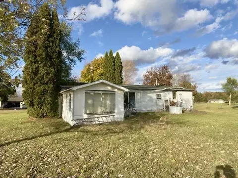 Exterior - 10411 Cady, Jackson, MI 49201 photo 2 of 6
