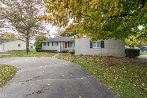 188 E Bay, Sebewaing, MI 48759 photo 3