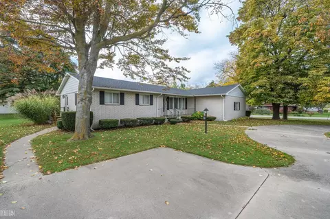 188 E Bay, Sebewaing, MI 48759 photo 2