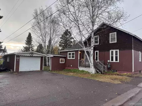 25829 Lake Linden, Calumet, MI 49913