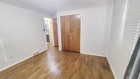 230 S Elms, Flushing, MI 48433 photo 17