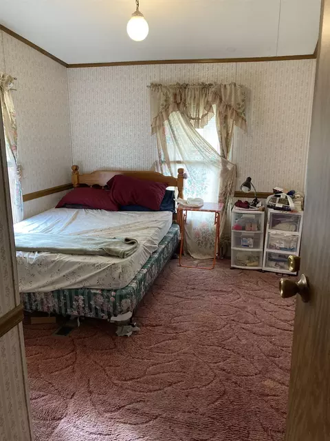 Bedroom - 542 Silver, Gladwin, MI 48624 photo 1 of 4