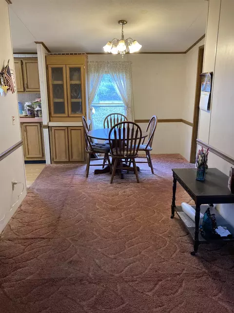 Dining - 542 Silver, Gladwin, MI 48624 photo 1 of 1
