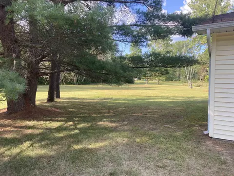 Exterior - 542 Silver, Gladwin, MI 48624 photo 2 of 13