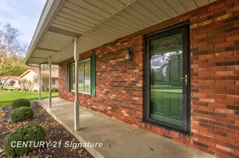 10260 Macrae, Freeland, MI 48623 photo 6