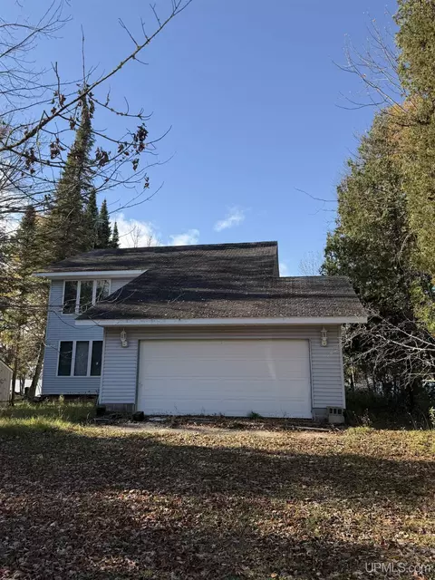 24150 Bay Vw, Mcmillan, MI 49853