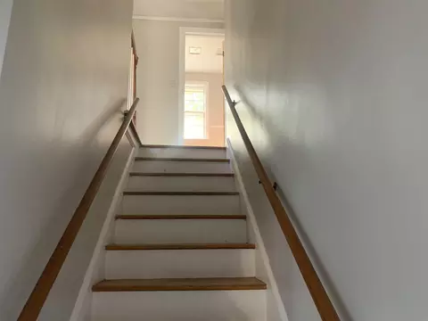 Entry Way - 406 S Lynch, Flint, MI 48503 photo 1 of 3