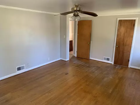 Bedroom - 406 S Lynch, Flint, MI 48503 photo 1 of 7