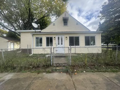 Exterior - 652 Huron, Flint, MI 48507 photo 5 of 7