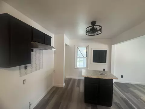 Kitchen - 652 Huron, Flint, MI 48507 photo 6 of 8
