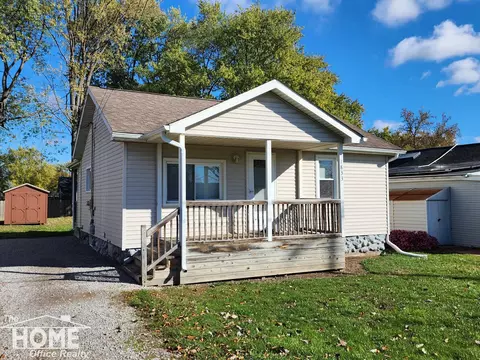 1833 Owosso, Owosso, MI 48867