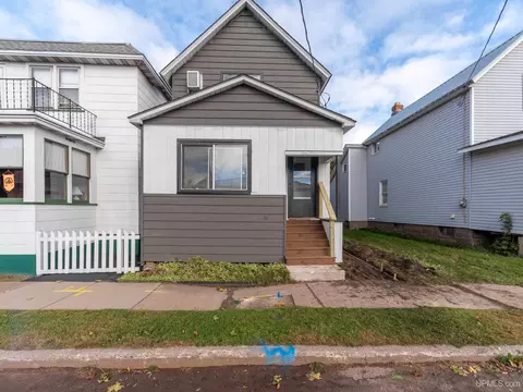 417 Ely, Ishpeming, MI 49849 photo 3