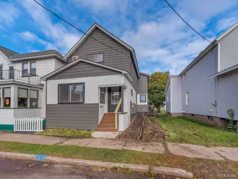 417 Ely, Ishpeming, MI 49849