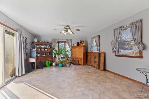 110 E South, Adrian, MI 49221 photo 22