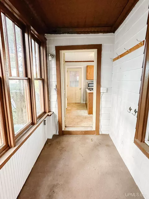 845 N N Pne, Ishpeming, MI 49849 photo 8