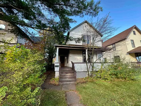 845 N N Pne, Ishpeming, MI 49849 photo 2