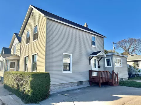 205 N 3rd, Ishpeming, MI 49849