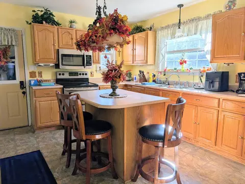 815 S 7th, Saint Clair, MI 48079 photo 10
