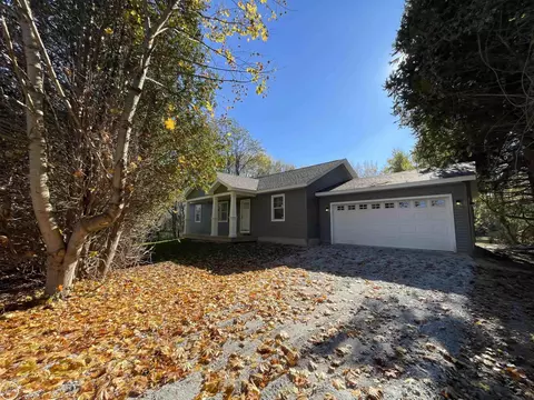6987 Lapeer, Kimball, MI 48074