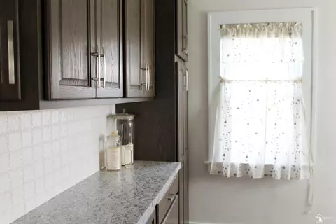 Kitchen - 306 Arbor, Monroe, MI 48162 photo 2 of 3