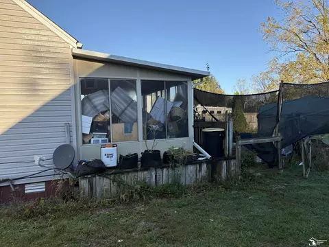 3274 W Albain, Monroe, MI 48161 photo 3