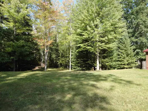 Exterior - 3200 Cedar Shores Dr, Harrison, MI 48625 photo 2 of 25
