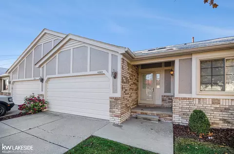 42109 Hidden Brk, Clinton Township, MI 48038
